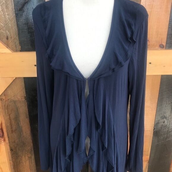 Kenar Ruffle front duster length top, size M - Picture 3 of 6